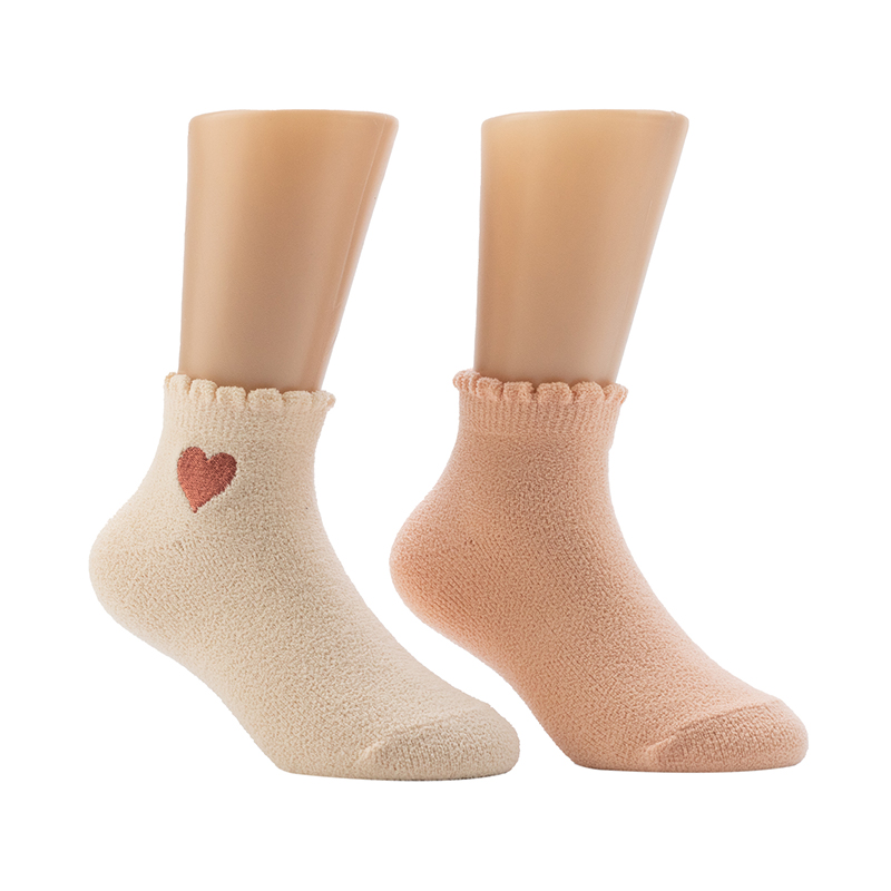 Dámske vyšívacie srdce Cozy Home Socks
